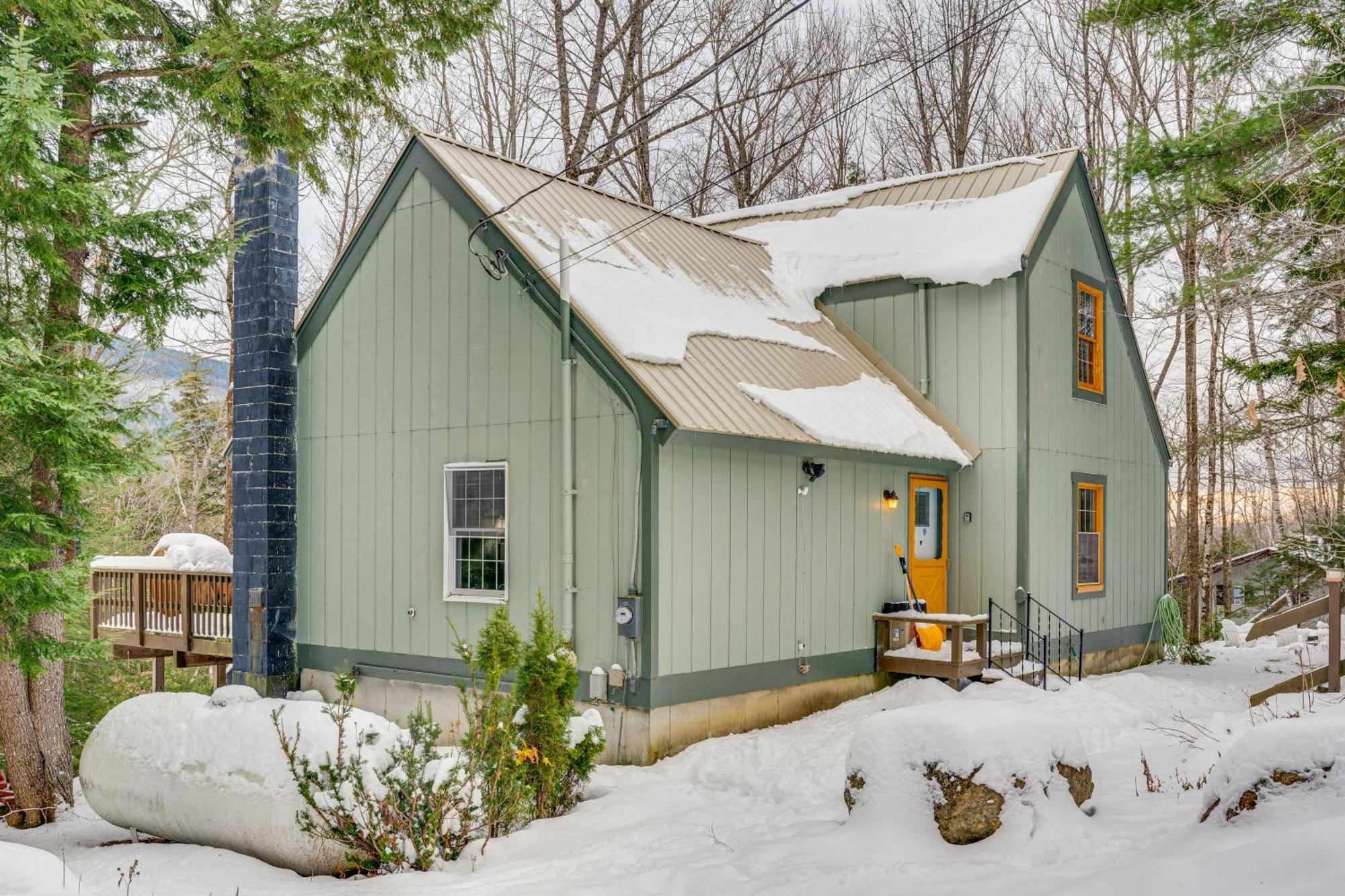 Rustic Intervale Hideaway With Deck And Wooded Views! Villa Exterior photo